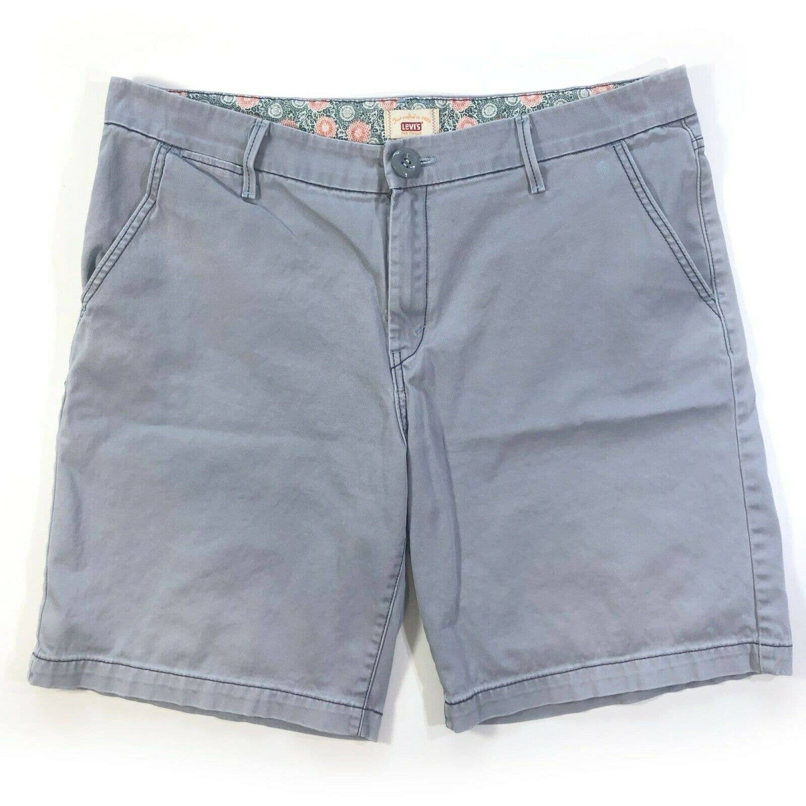 Levis Tab Twills Bermuda Walking Shorts 9 Inseam
